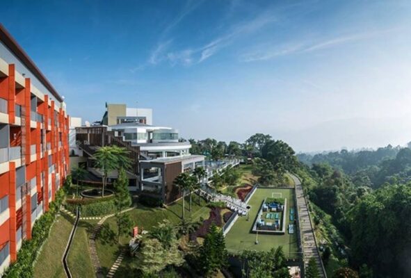 tempat outing di puncak