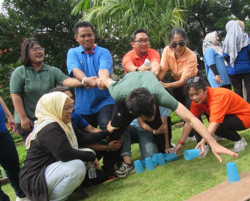 rekomendasi tempat dan paket team building di sentul bogor